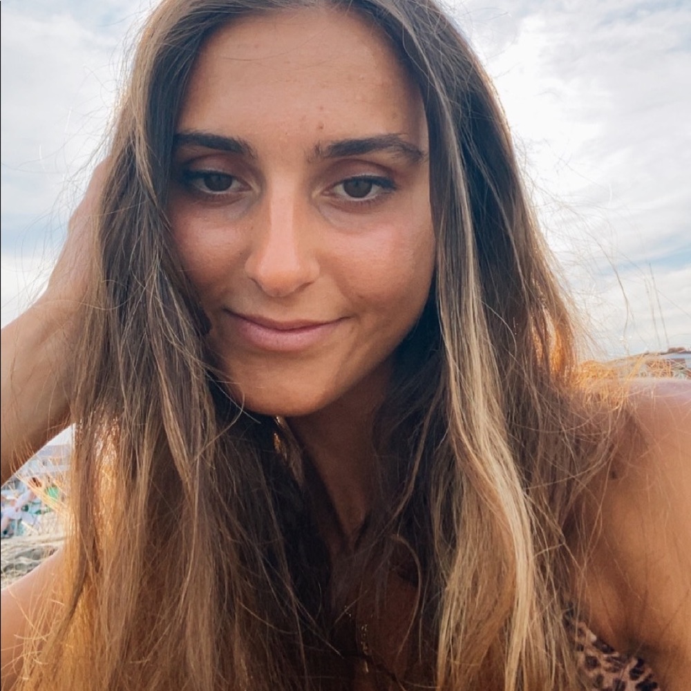 Meet your Posher, Jacqueline